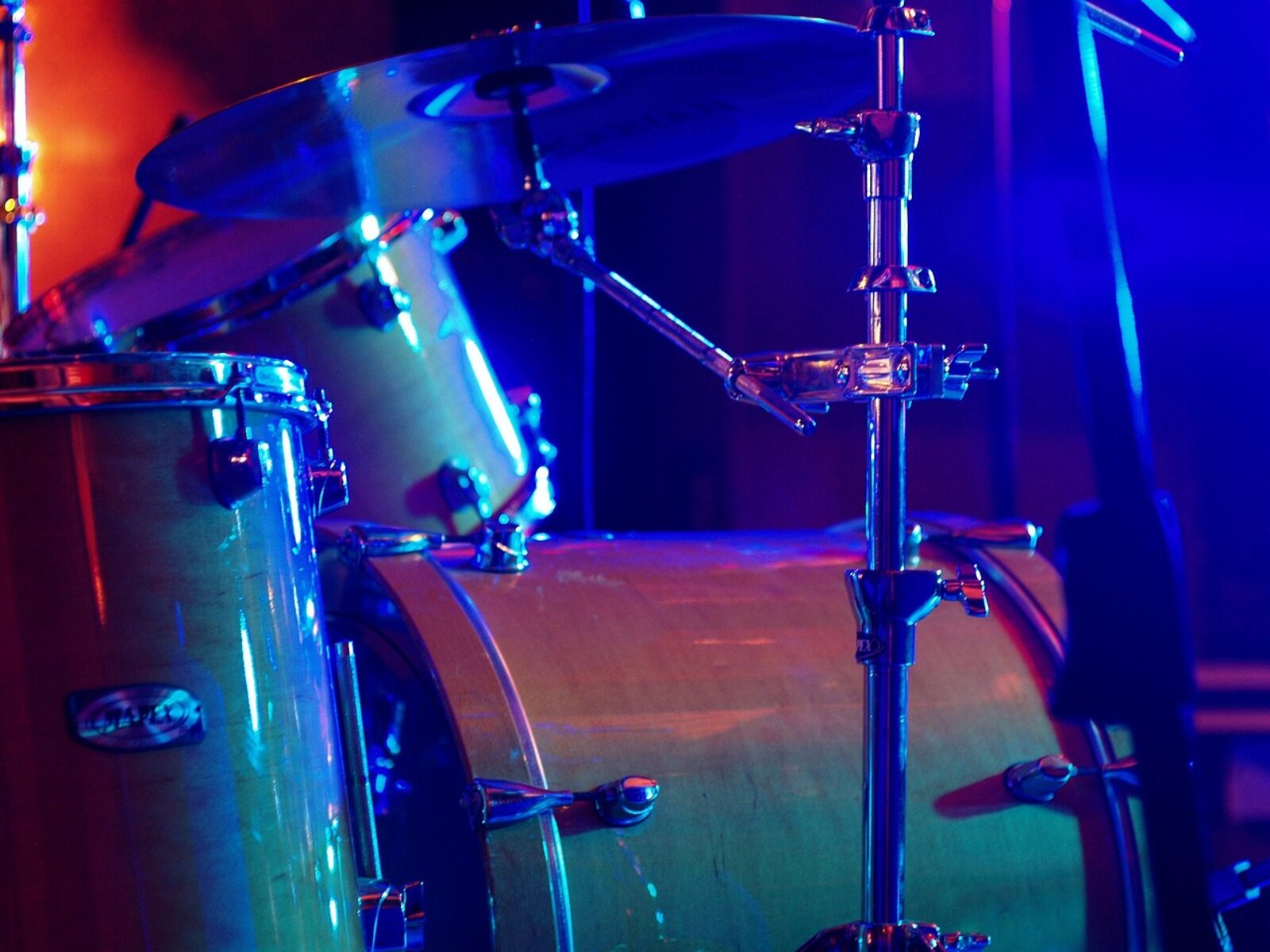 Batería y Percusión