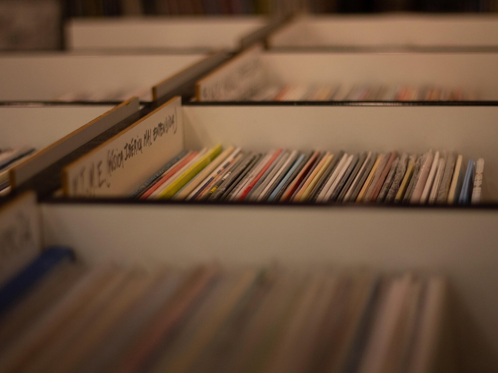 Cat&aacute;logo Tienda de Música Kennedy